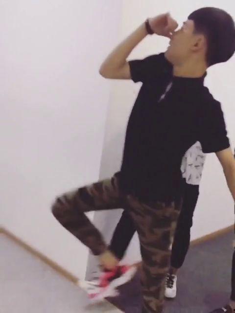 我的朋友,叛徒,叛徒的阴影与真相揭露 第1张 我的朋友,叛徒,叛徒的阴影与真相揭露 第1张